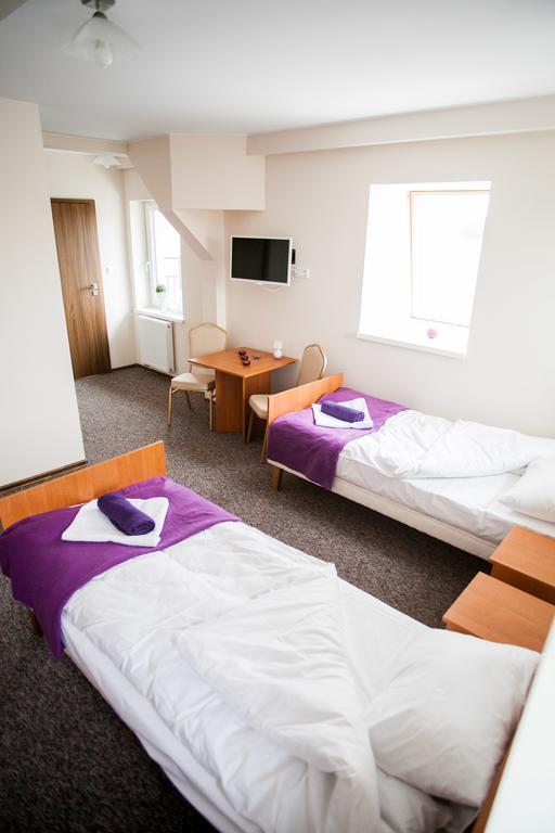 Lawendowy Ogrod Hotel Brzeg Exterior photo