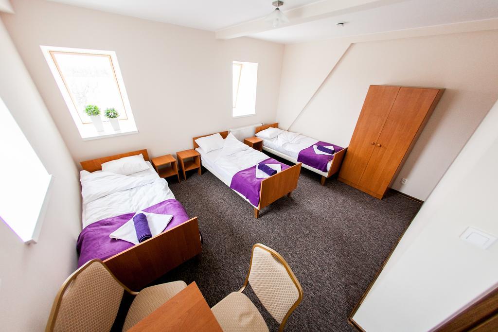 Lawendowy Ogrod Hotel Brzeg Exterior photo